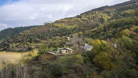 La ruta comienza en la aldea de Castro de Abaixo