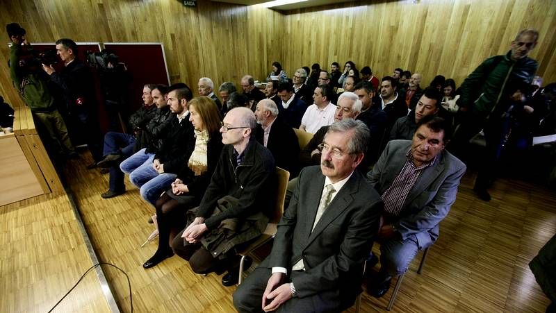 Alumnos de sexto del colegio San Jorge escenificaron en el Teatro Principal la obra �H�.