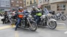 44 Harley-Davidson hacen parada en Carballo