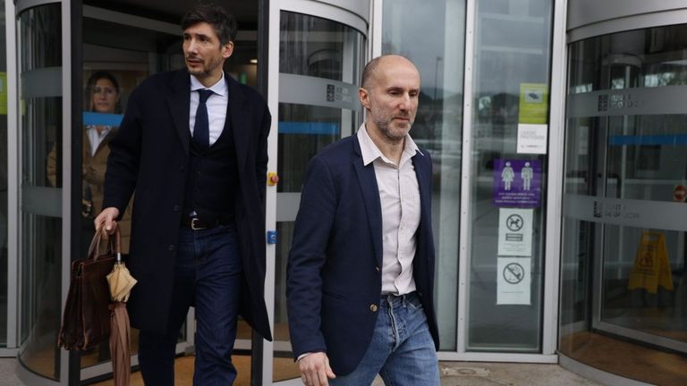 Jácome reconoce ante el juez que compatibiliza su salario público con ingresos privados