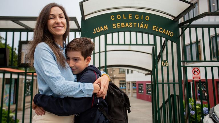La sorpresa de la sargento primero Rubianes a su hijo tras seis meses en el Líbano que hizo llorar a todo su colegio en Pontevedra