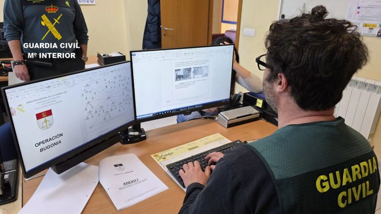 Investigado en Cuntis por explotar a once extranjeros en situación de vulnerabilidad en locales de hostelería