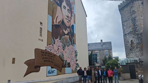El mural está al lado del Parador de Turismo, en pleno centro de la localidad