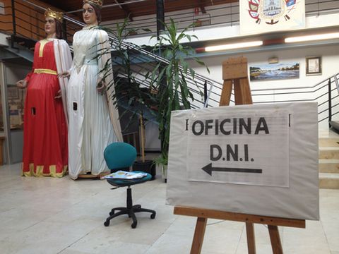La oficina móvil se encuentra en las dependencia del Liceo