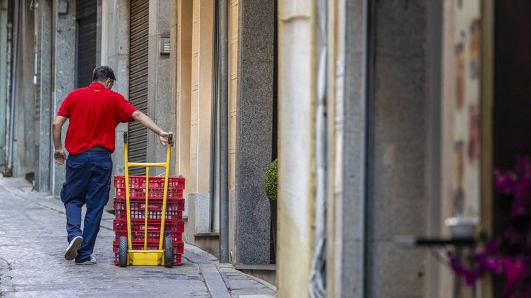 UGT y CC OO piden una subida del salario mínimo de 89 euros al mes hasta los 1.273 euros