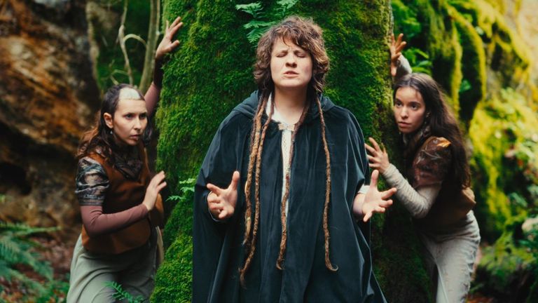 Zeltia Irevire estrea novo sinxelo, «As Mouras», coa mirada posta nos incendios que asolagaron O Caurel