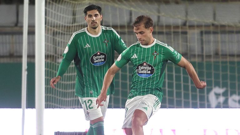 Chema Rodríguez y David Concha no estarán con el Racing de Ferrol en Barakaldo por lesión