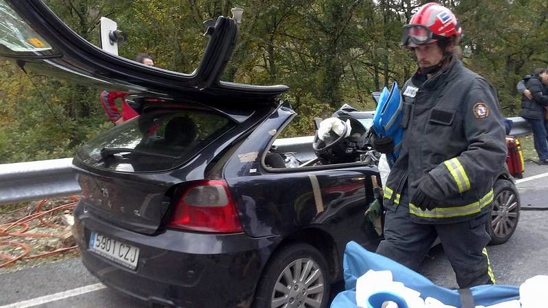 Los futbolistas de la plantilla del Club Lemos se reunireon con la junta directiva.