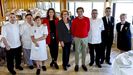 Víctor Manuel, Dolores, Joaquina , Susana, Sara, Moncho, Alejandro David y Pilar, el equipo veterano del restaurante Rocamar.