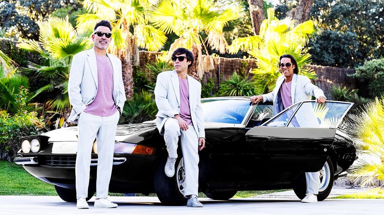 Café Quijano aterriza en A Coruña con su tour «Miami 1990»