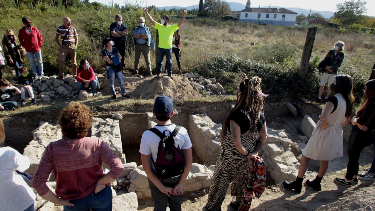 La realidad virtual toma el Centro Comercial Arousa.Una jornada de puertas abiertas en las excavaciones del granero romano de Proendos, en Sober, el pasado septiembre. La construccin ya est acondicionada para recibir visitas tursticas