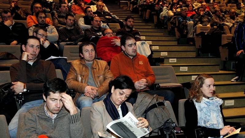 Lo habitual es que los cerrajeros colaboren con los agentes de la Polic�a Local.