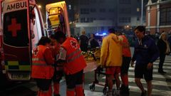 Imagen de una de las ambulancias durante la noche de ayer