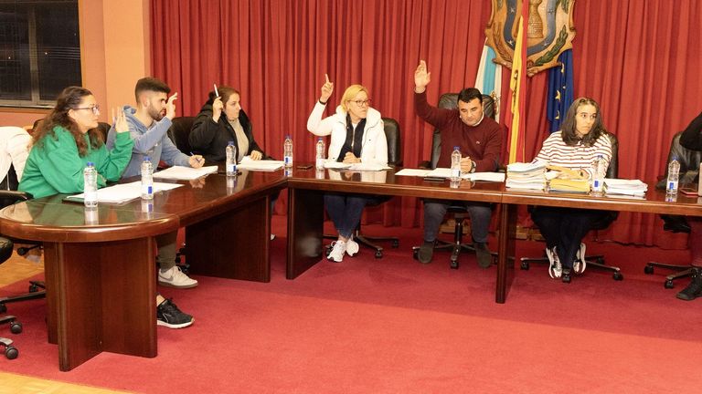 Imagen del pleno celebrado el jueves en Laxe