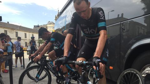 Chris Froome tras la etapa de La Vuelta del 2016 que termin en Lugo, junto al cuartel de San Fernando