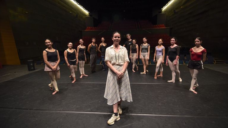 La carrera para ser bailarines de ballet profesionales empieza en Pontevedra: «La demanda es altísima, pero la mayoría fuera de España»