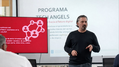 Jes�s Velasco es el impulsor de Cardioangel, una aplicaci�n intuitiva y sencilla que cualquiera puede llevar en el m�vil y es accesible para todas las edades