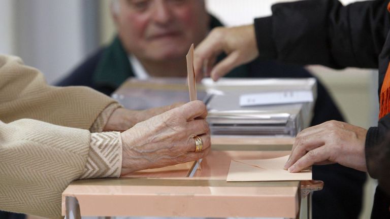 Galicia suma diez mil electores más cada año en el extranjero desde las últimas generales