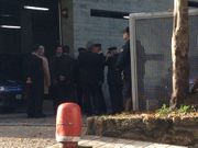 Ignacio Cosid� se despide esta ma�ana de los altos mandos policiales de Galicia en la comisar�a de Vigo tras una reuni�n de trabajo de casi tres horas