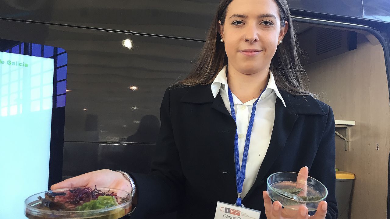 Hasta el papel se puede comer en la feria gourmet de Pontevedra