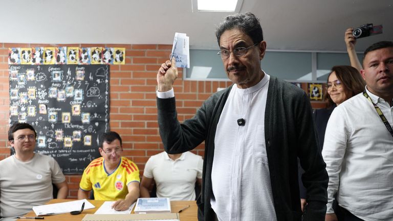 Colombia ante el espejo