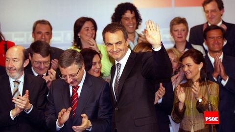 En el 2006 durante la celebración del segundo aniversario de la victoria electoral del PSOE