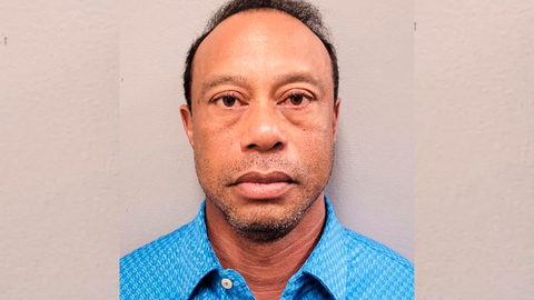 Fotograf&iacute;a publicada por la oficina del condado de Martin en X del golfista Tiger Woods que fue detenido este viernes por da&ntilde;os a la propiedad y por negarse a una prueba de orina