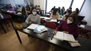 Un grupo de alumnos preparando oposiciones en una academia de A Coruña