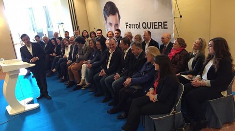 El PP de Ferrol present su lista durante un acto en el Parador