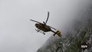 Helicptero utilizado para el rescate de los tres senderistas despistados perdidos en Cabrales