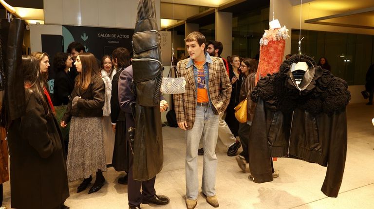 El proyecto «Bimba y Palomo, an upcycling project» abre sus puertas en el Museo Castelao