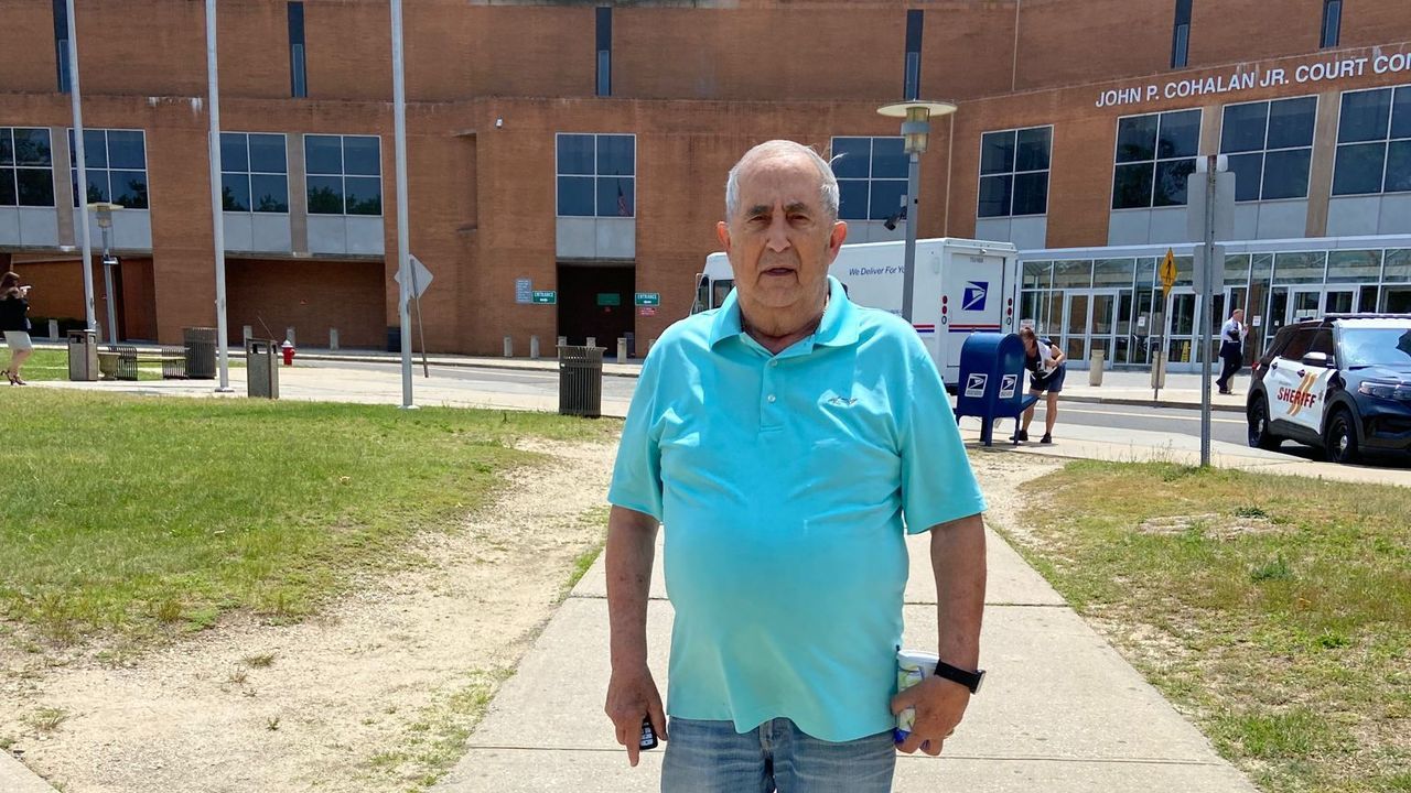 La trayectoria de Antía Rodríguez en el volei, en imágenes.Julio Rodríguez «Prenta», ante el edificio de los juzgados de Long Island (Nueva York), Estados Unidos.