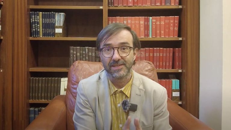 Conrado Arranz, investigador y doctor en literatura: «Las de Syra son las memorias más fuertes de la represión en Galicia»