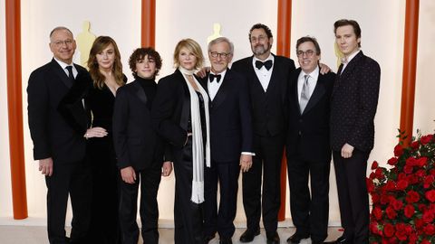 Steven Spielberg, Kate Capshaw y el elenco de «Los Fabelman»