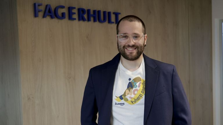 Tras sobrevivir a un linfoma a los 16: «No por ser jóvenes nos libramos de todo»