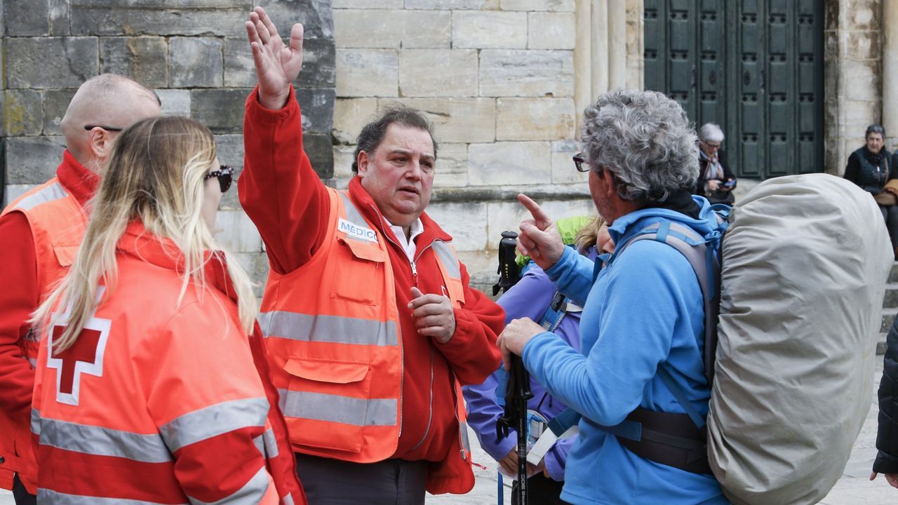 El temporal en Galicia.Ana Pontn baja de la cabina de un camin, el 30 de octubre del 2019, durante una protesta contra el peaje de la autopista AP-9