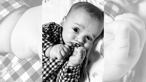 Diego, con tan solo meses