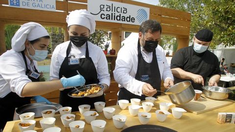 Degustaciones similares a esta de la Festa da Conserva de Vilanova se repetirn desde hoy al sbado en Xantar, en Ourense