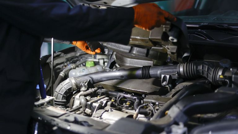 El 72 % de los trabajos de difícil cobertura piden un FP y son competitivos en salario