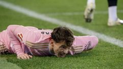 Fede Vi�as se lamenta durante el Alav�s-Real Oviedo