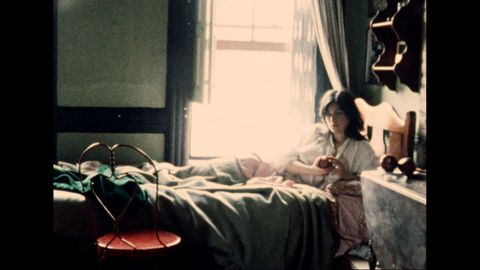 Un fotograma de «La chambre», de Chantal Akerman.