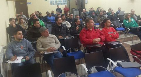 La charla para profesionales celebrada en las instalaciones del CIFP Porta da Auga de Ribadeo.
