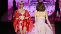 Valentina Sampaio, en la presentacin de la coleccin de Andrs Sard para primavera-verano 2020 en la Madrid Fashion Week