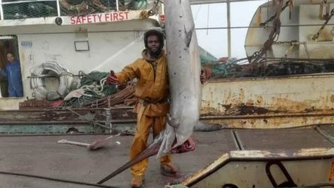 Edmon Owusu Okutu Koutelio.
Era el contramaestre del barco. Tenía mujer y dos hijos y residía en Marín.