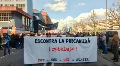 Manifestacin de los sindicatos minoritarios el Primero de Mayo