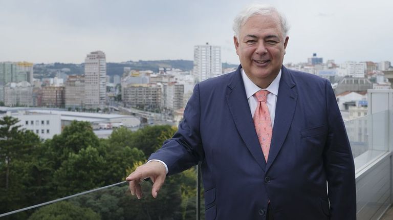 Luis de Valdivia: «No todas las regiones pueden dotar de electricidad a nuevas industrias como Galicia»