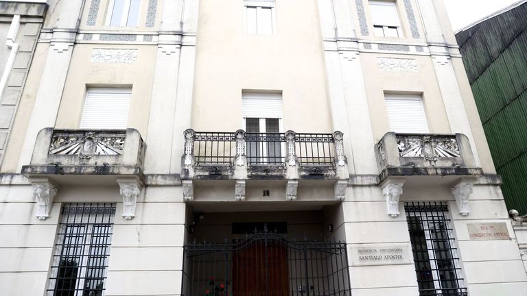 Las deudas de las religiosas propietarias de la residencia universitaria de Concepción Arenal de Santiago frenan su venta