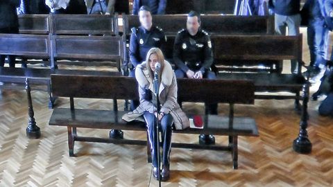 Tania Varela durante el juicio celebrado en el 2019 en la Audiencia de Pontevedra, cuya sentencia condenatoria acaba de ratificar el Tribunal Supremo