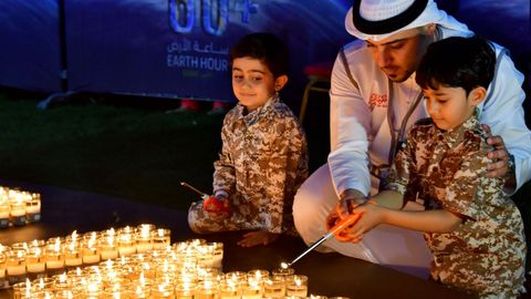 Conmemoracin de la Hora del Planeta en Dubai