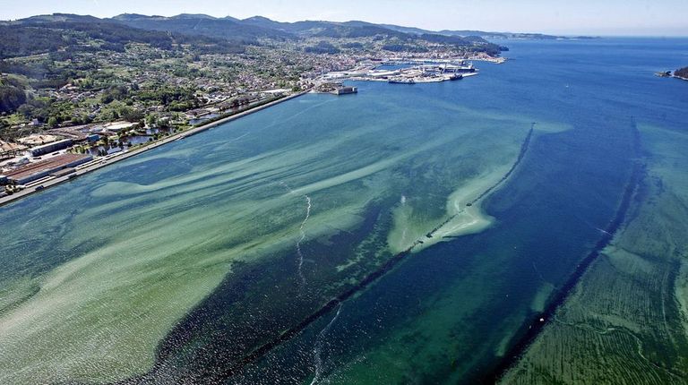 Sin un punto de vertido de áridos para las Rías Baixas no se puede dragar el canal del río Lérez, imagen aérea de archivo